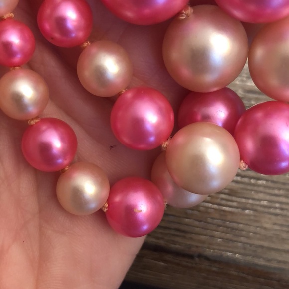 Vintage Double Stand Faux Pearls Pink & Cream Made in Japan - Picture 14 of 16